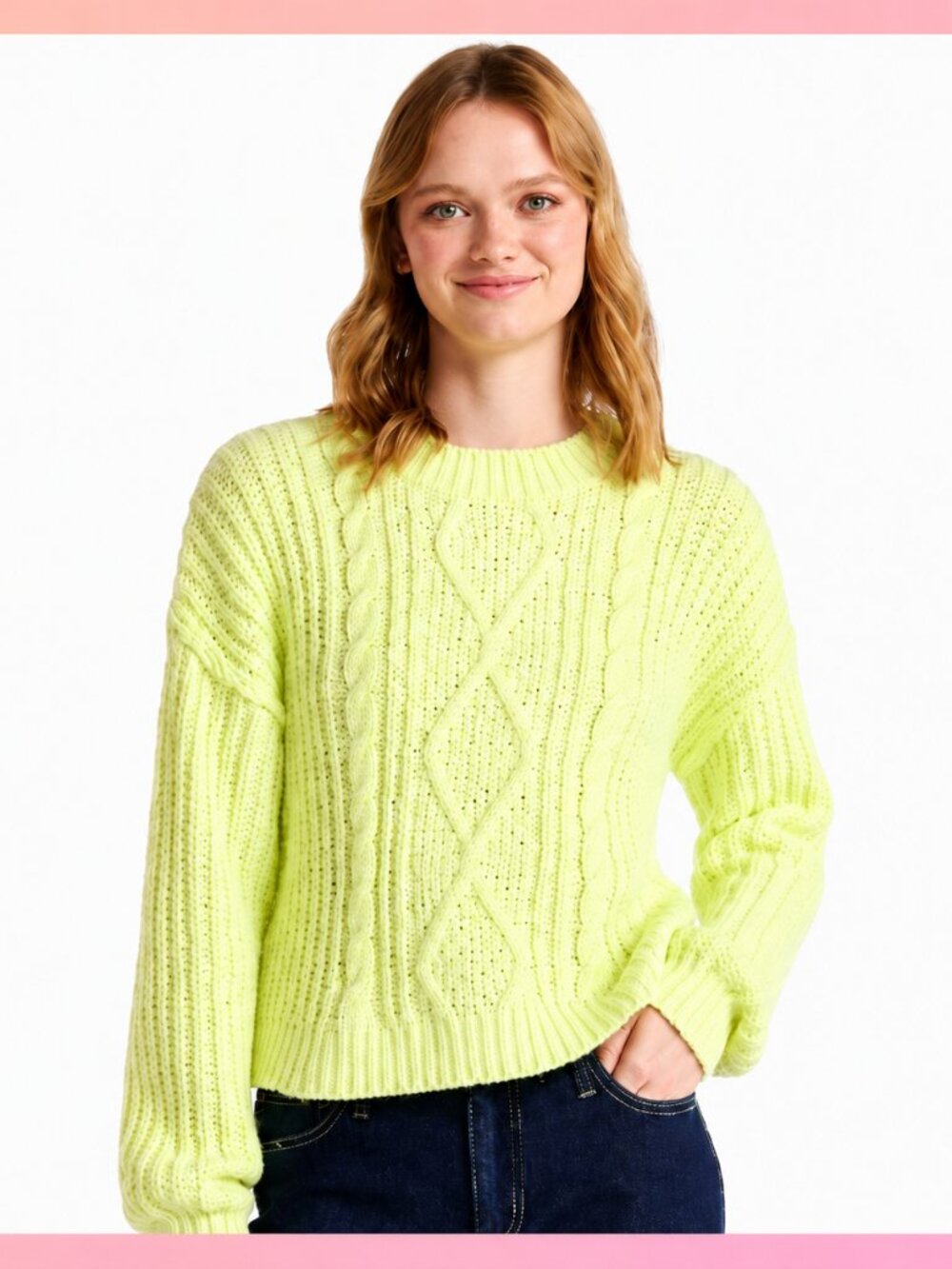 Women's No Boundaries Crew Neck Sweater XS Light Yellow multiple